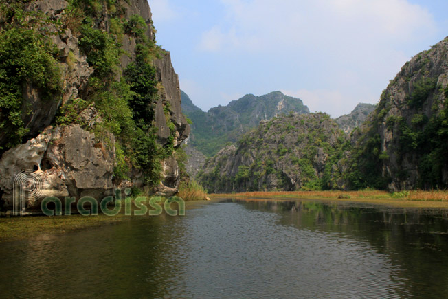 Breathtaking mountains at Van Long Nature Reserve