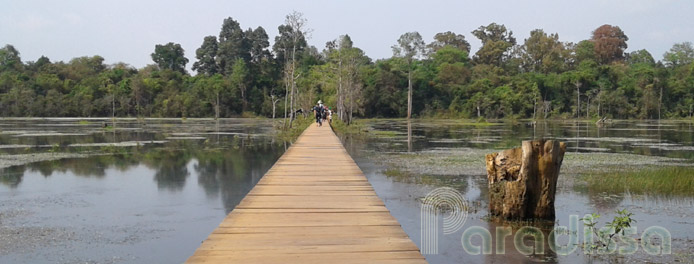 Entrance to Neak Pean, Siem Reap, Cambodia