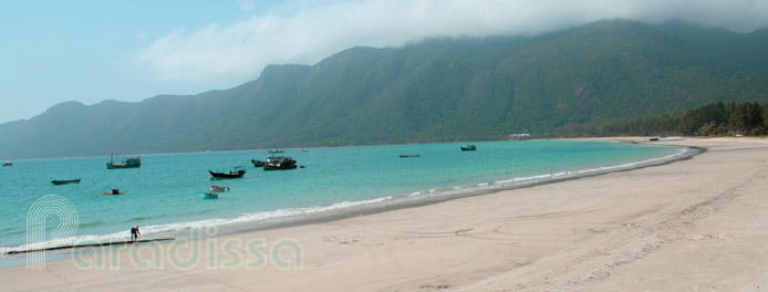 Une plage sur l’ île de Con Dao