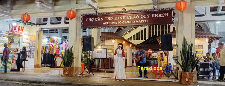 Family Holiday in Can Tho Vietnam