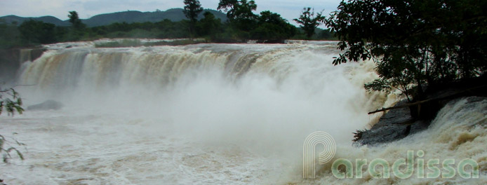 La chute d'eau de Dray Nur