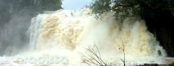 La chute d'eau de Trinh Nu, Dak Nong au Vietnam