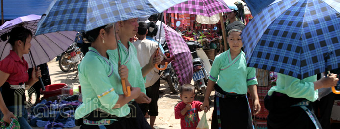 marché de Xin Man à Ha Giang