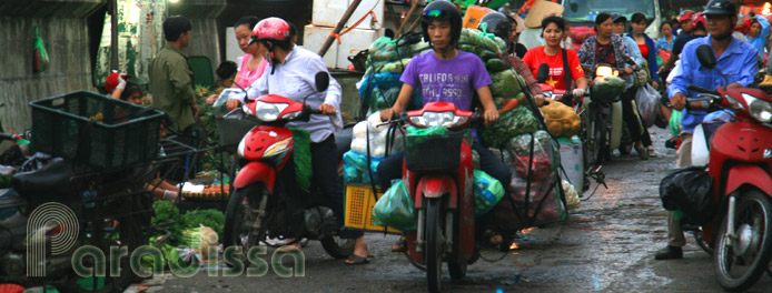 Long Bien Market, Hanoi