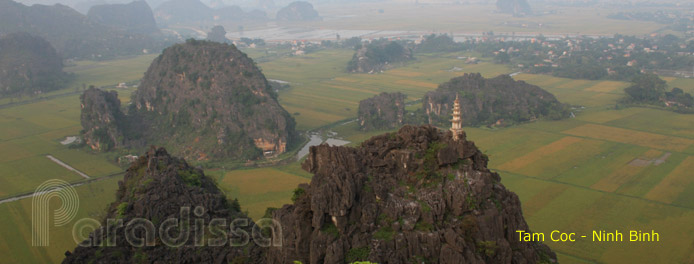 Vue stupéfiante de Hang Mua à Tam Coc, Ninh Binh