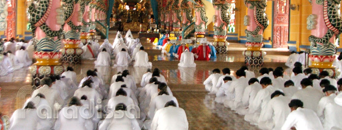 Le temple sacré Cao Dai Tay Ninh au Vietnam