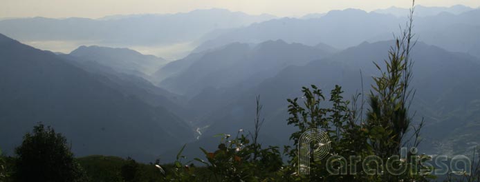 Breathtaking view on the Ta Xua Mountain Trek