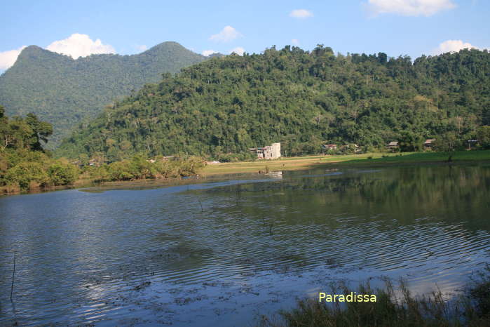 Coc Toc Village is a small Tay community living by the water of the Ba Be Lake in the heart of Ba Be National Park