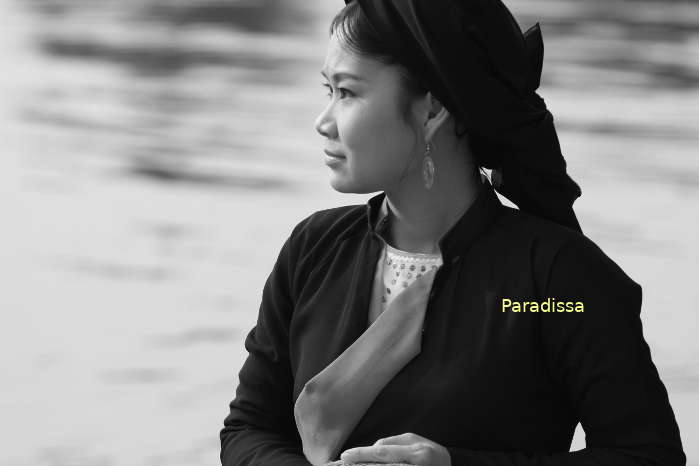 A singer of Quan Ho Folksongs at the Do Temple in Bac Ninh Vietnam