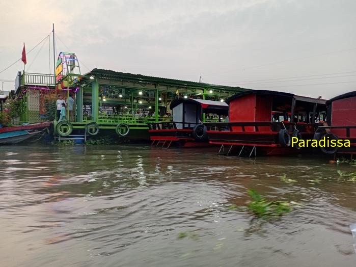 Family holiday in Can Tho Vietnam