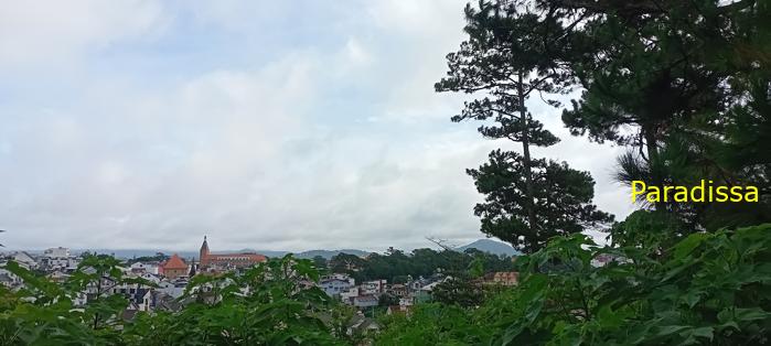 Travel Guide to Da Lat, Vietnam Travel Guide to Da Lat, Vietnam