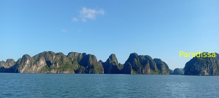Travel guide to Halong Bay, Vietnam