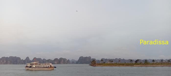 Travel guide to the Tuan Chau Island, Halong Bay, Vietnam Travel guide to the Tuan Chau Island, Halong Bay, Vietnam