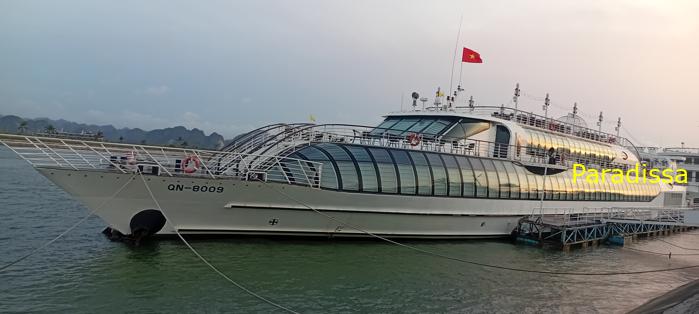 Travel guide to the Tuan Chau Island, Halong Bay, Vietnam Travel guide to the Tuan Chau Island, Halong Bay, Vietnam