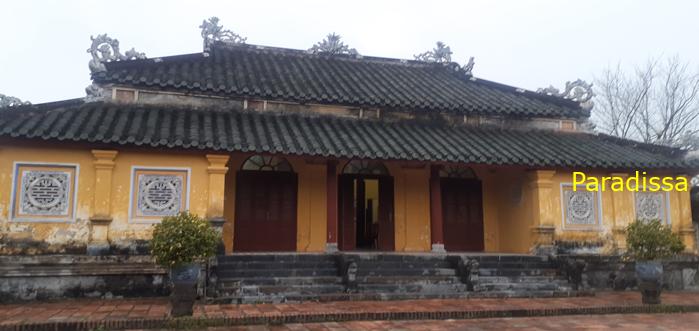 Family Tour to the Imperial Citadel in Hue, Vietnam
