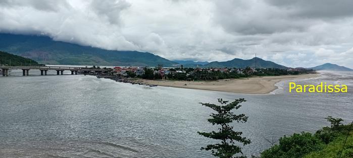 Travel guide to Hue, Vietnam Travel guide to Hue, Vietnam
