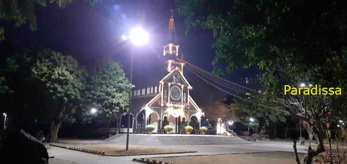 Travel Guide to Kon Tum, Vietnam Travel Guide to Kon Tum, Vietnam