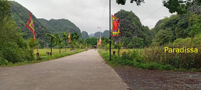 Cycling tour through the heavenly landscape of Ninh Binh, Vietnam