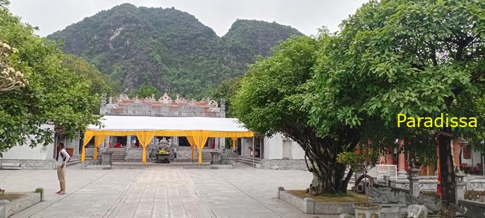 Cycling tour through the heavenly landscape of Ninh Binh, Vietnam