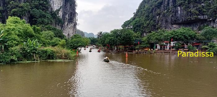 Cycling tour through the heavenly landscape of Ninh Binh, Vietnam