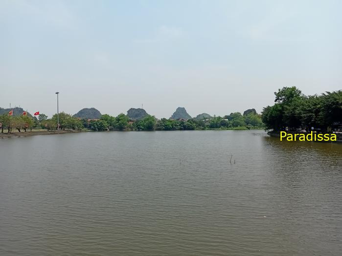 Family holiday in Ninh Binh Vietnam