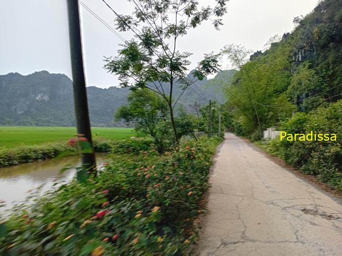 Family holiday in Ninh Binh Vietnam