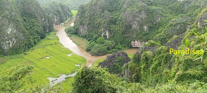 Family Tour to Ninh Binh Vietnam Family Tour to Ninh Binh Vietnam