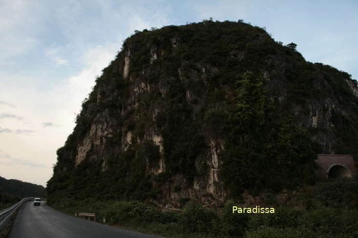 Route 1 A at Tam Diep in Ninh Binh Province where we can access Thanh Hoa Province from the north