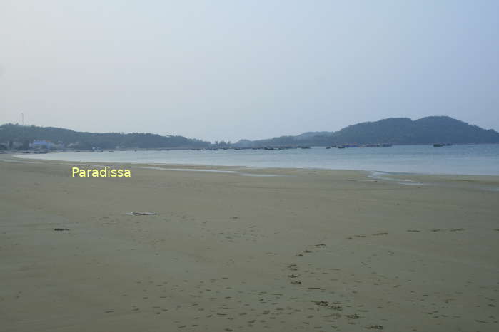 The beach in front of the Co To Township on the Co To Island in Quang Ninh