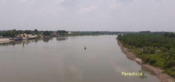 The Tra Ly River between Vu Thu District and Hung Ha District in Thai Binh Province