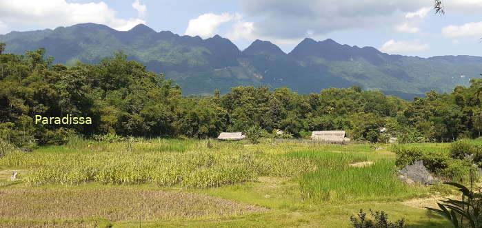 And comes a little valley with lovely mountain views