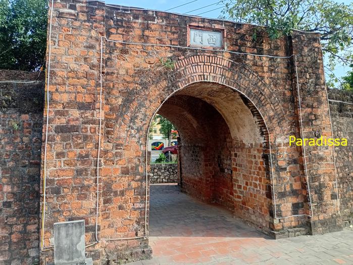 Travel guide to Tuyen Quang, Vietnam Travel guide to Tuyen Quang, Vietnam