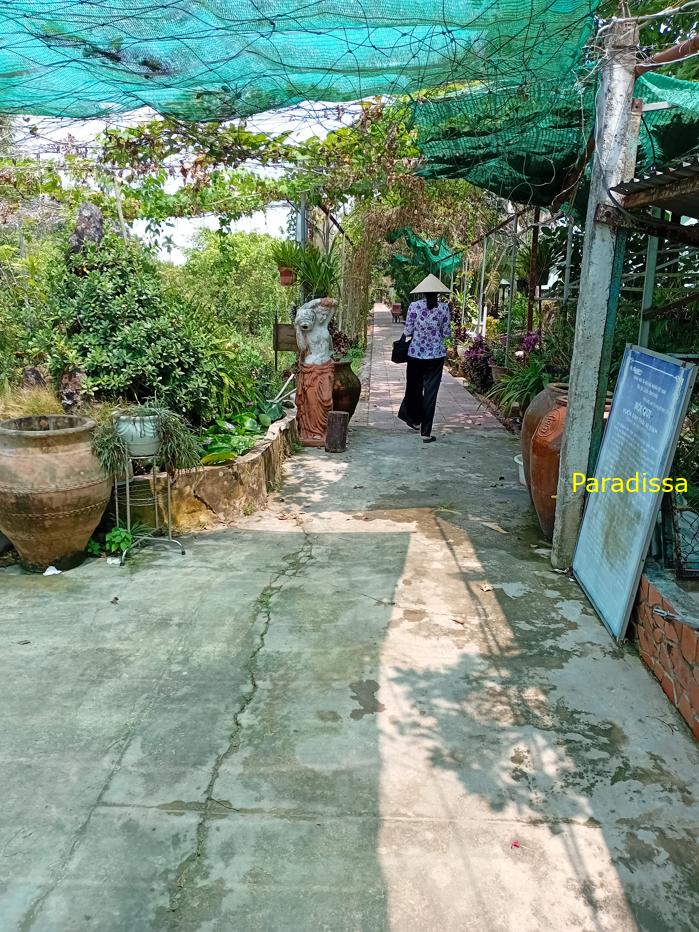 Family vacation in Vinh Long in the Mekong Delta in southern Vietnam Family vacation in Vinh Long in the Mekong Delta in southern Vietnam