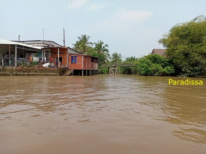 Family vacation in Vinh Long in the Mekong Delta in southern Vietnam Family vacation in Vinh Long in the Mekong Delta in southern Vietnam